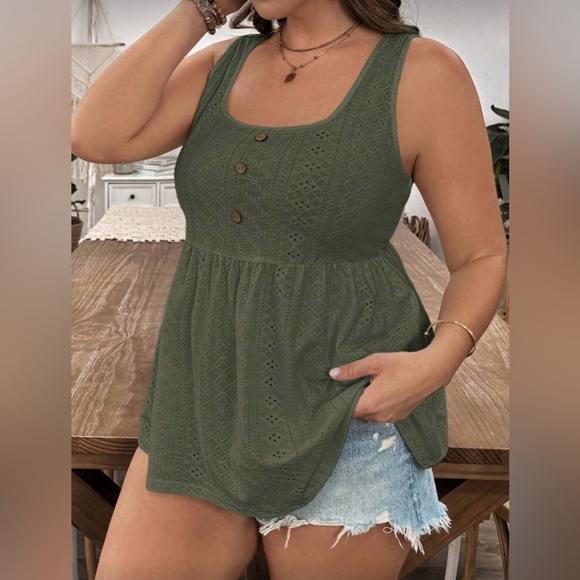 💚🆕💚Olive Eyelet Sleeveless Tank Top with Button Detail 2XL - Picture 4 of 5